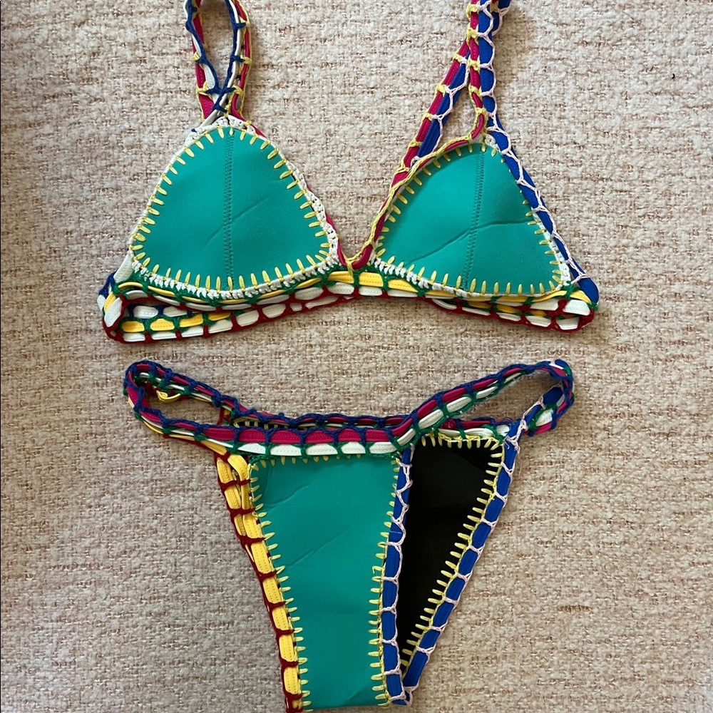 Bathing suit